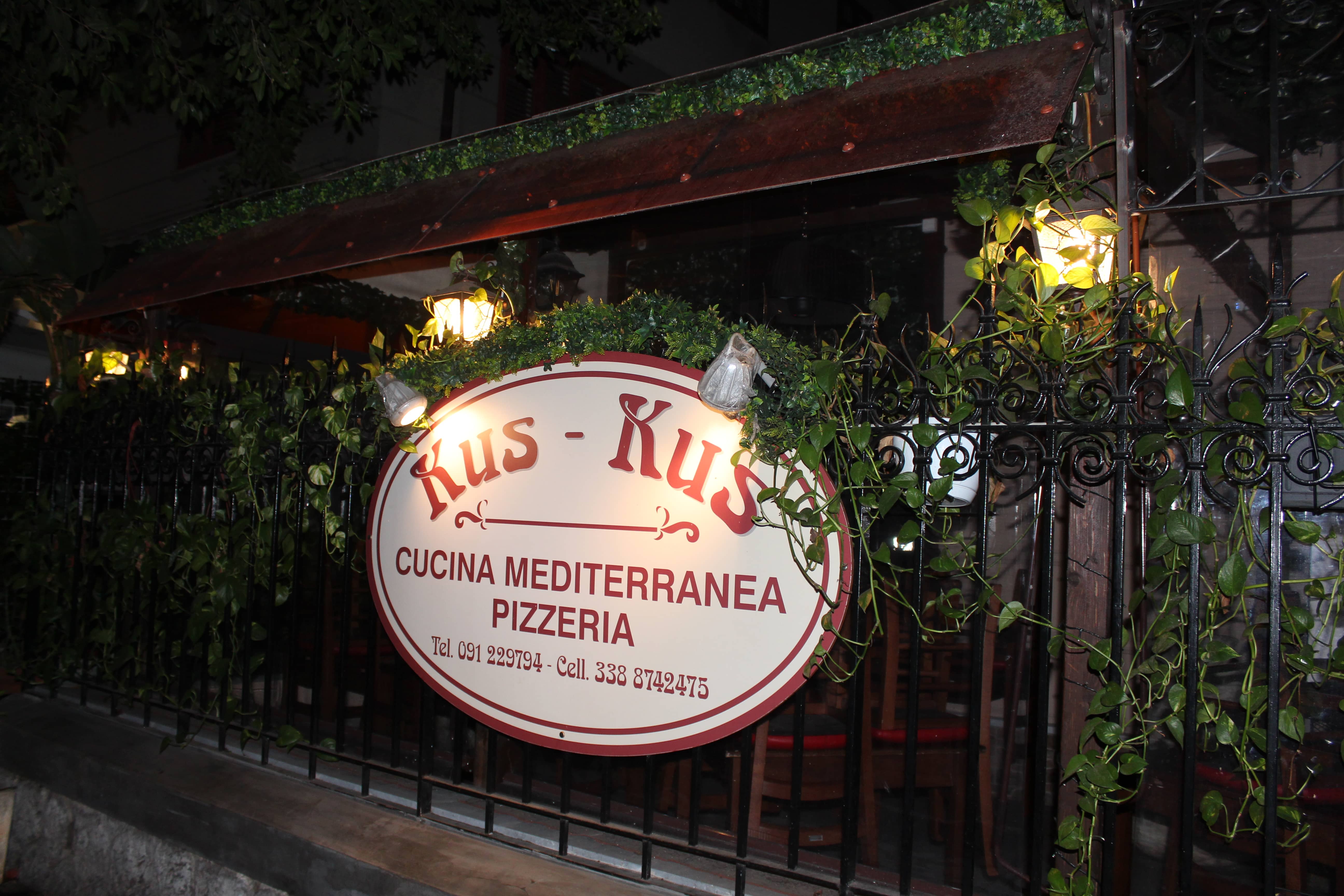 Interno di Kus-Kus ai Leoni in Piazza Leoni, Palermo